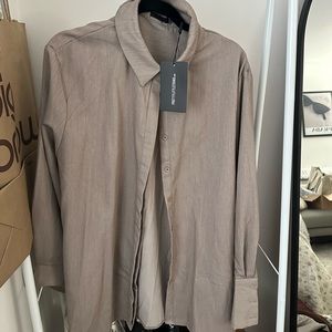 PrettyLittleThing tan button down